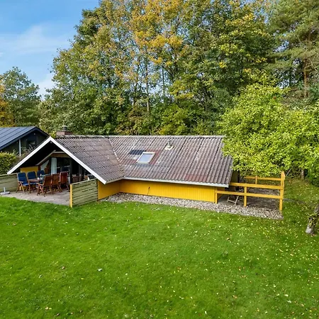 Amila - 30km From The Sea By Interhome Toftlund