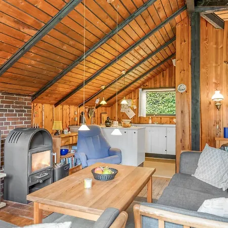 펜션 Amila - 30km From The Sea By Interhome